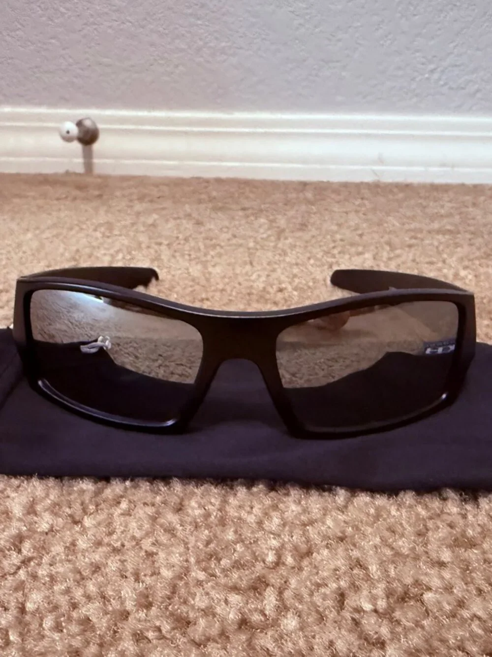 ( OO9014 ) Oakley Gascan Black Matte Frame Chrome Iridium Lens - Picture 8 of 11